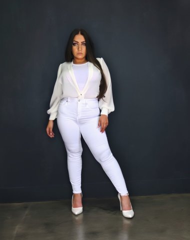  Частная массажистка  Настя