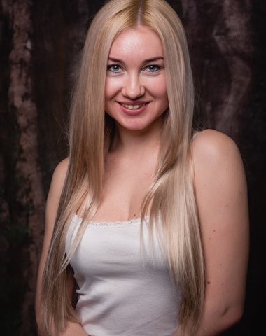  Частная массажистка  Лея