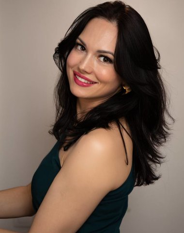  Частная массажистка  Аура