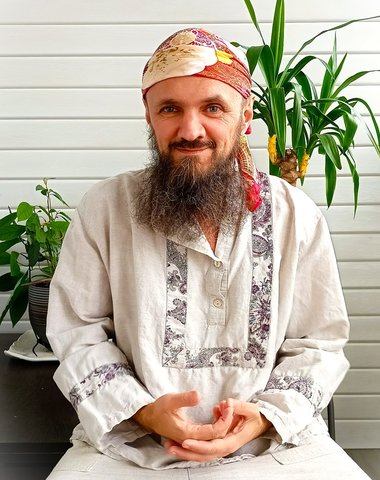  Частный массажист   Басов Руслан Александрович 