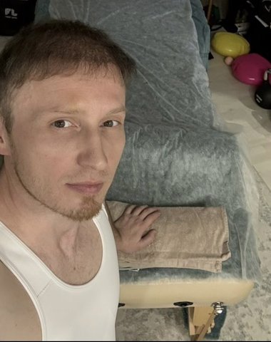  Частный массажист   Ян