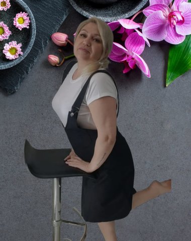  Частная массажистка  Елена