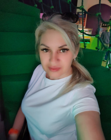  Частная массажистка  Елена